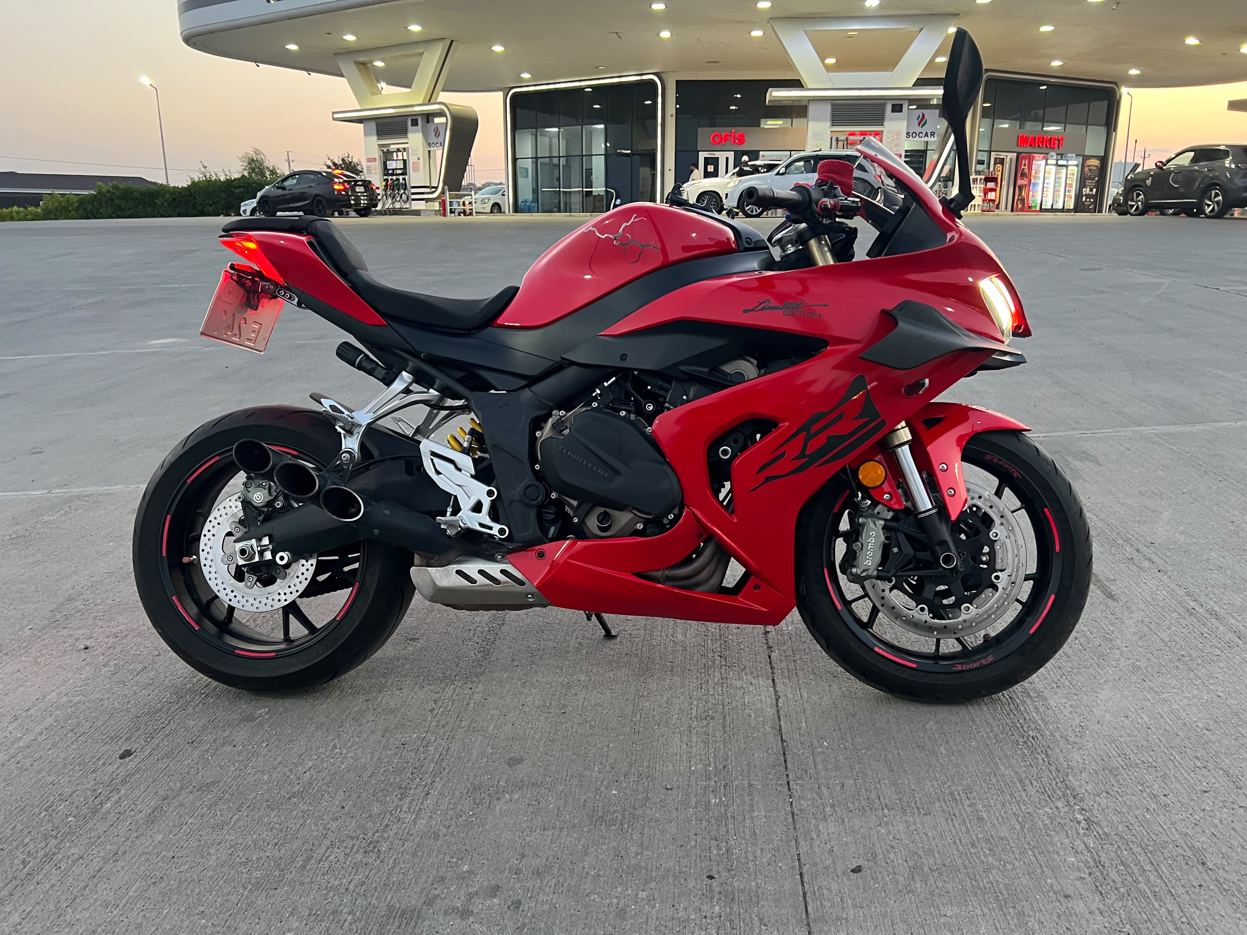 QJMotor SRK 800 RR — Bakı (2)