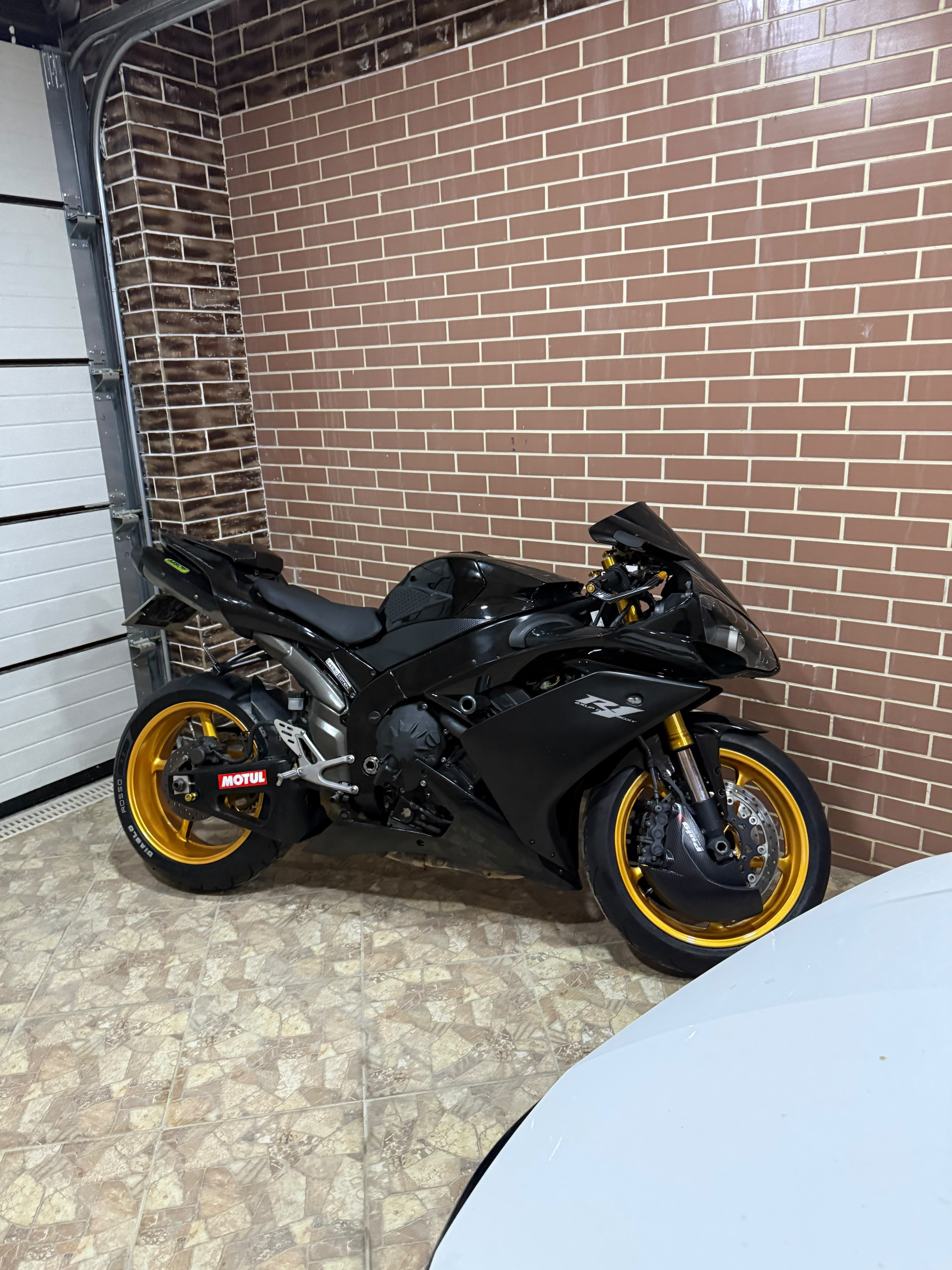 Yamaha YZF-R1 satılır Bakı