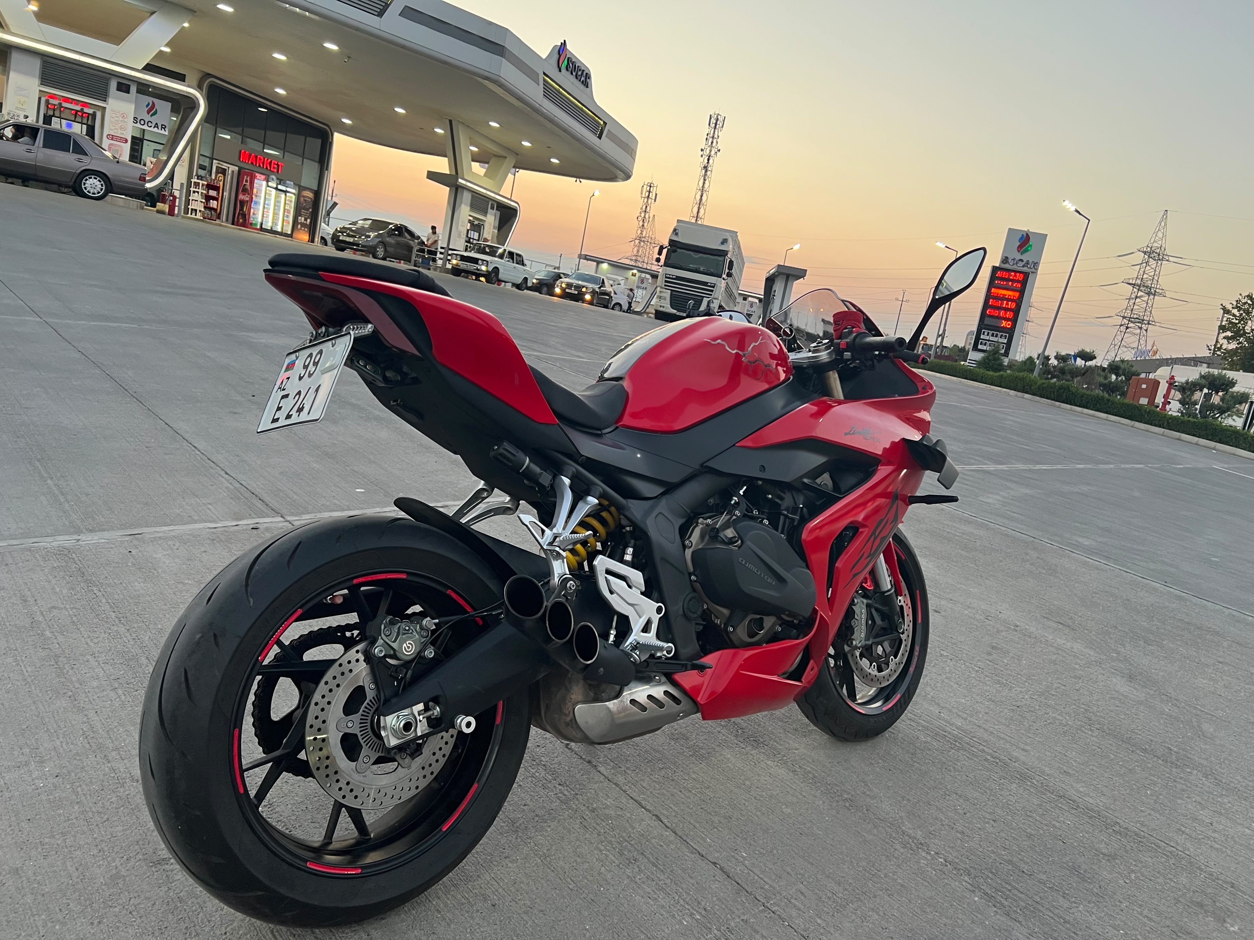 QJMotor SRK 800 RR — Bakı (5)