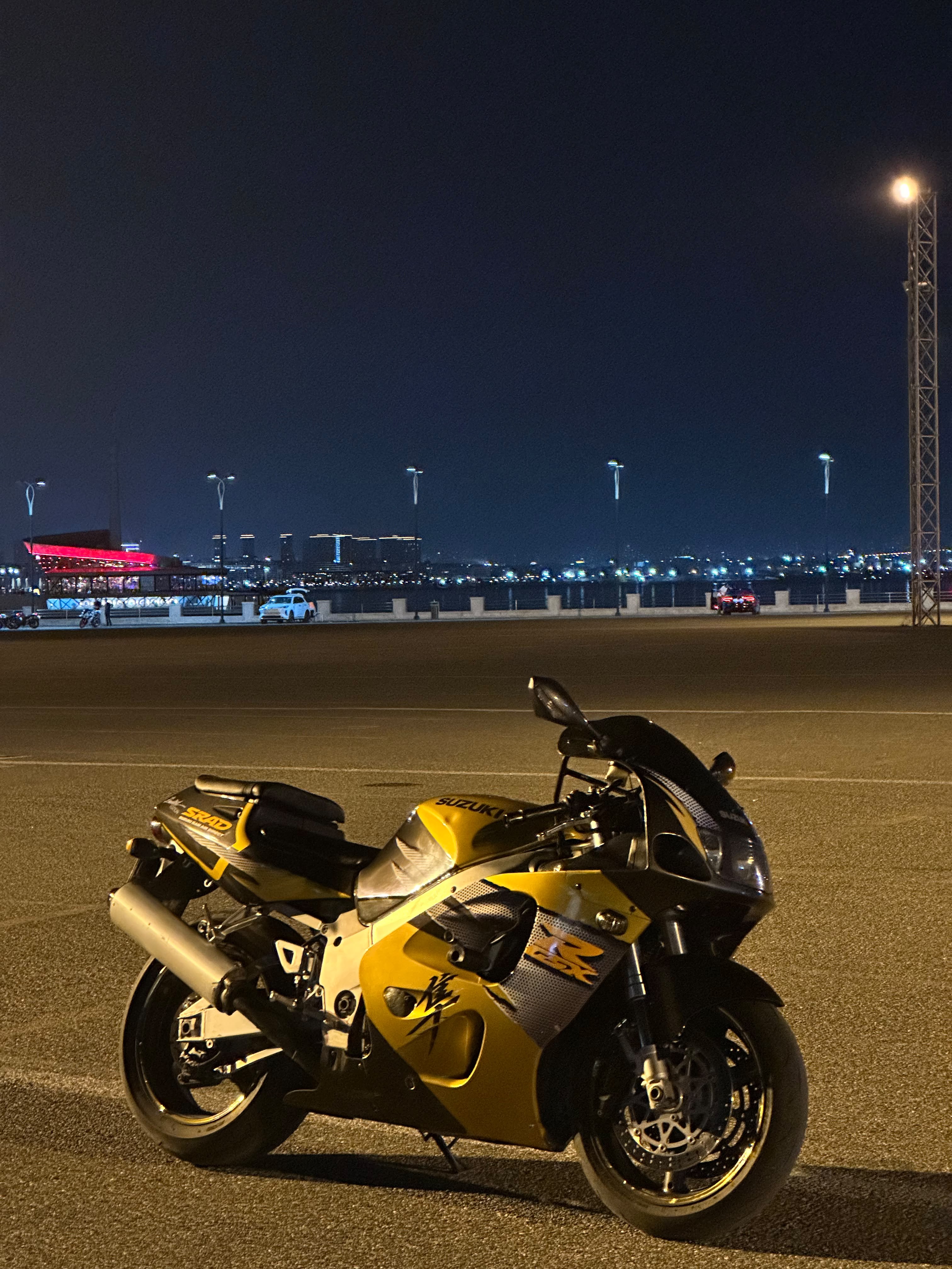 Suzuki GSX-R750 — Bakı (4)