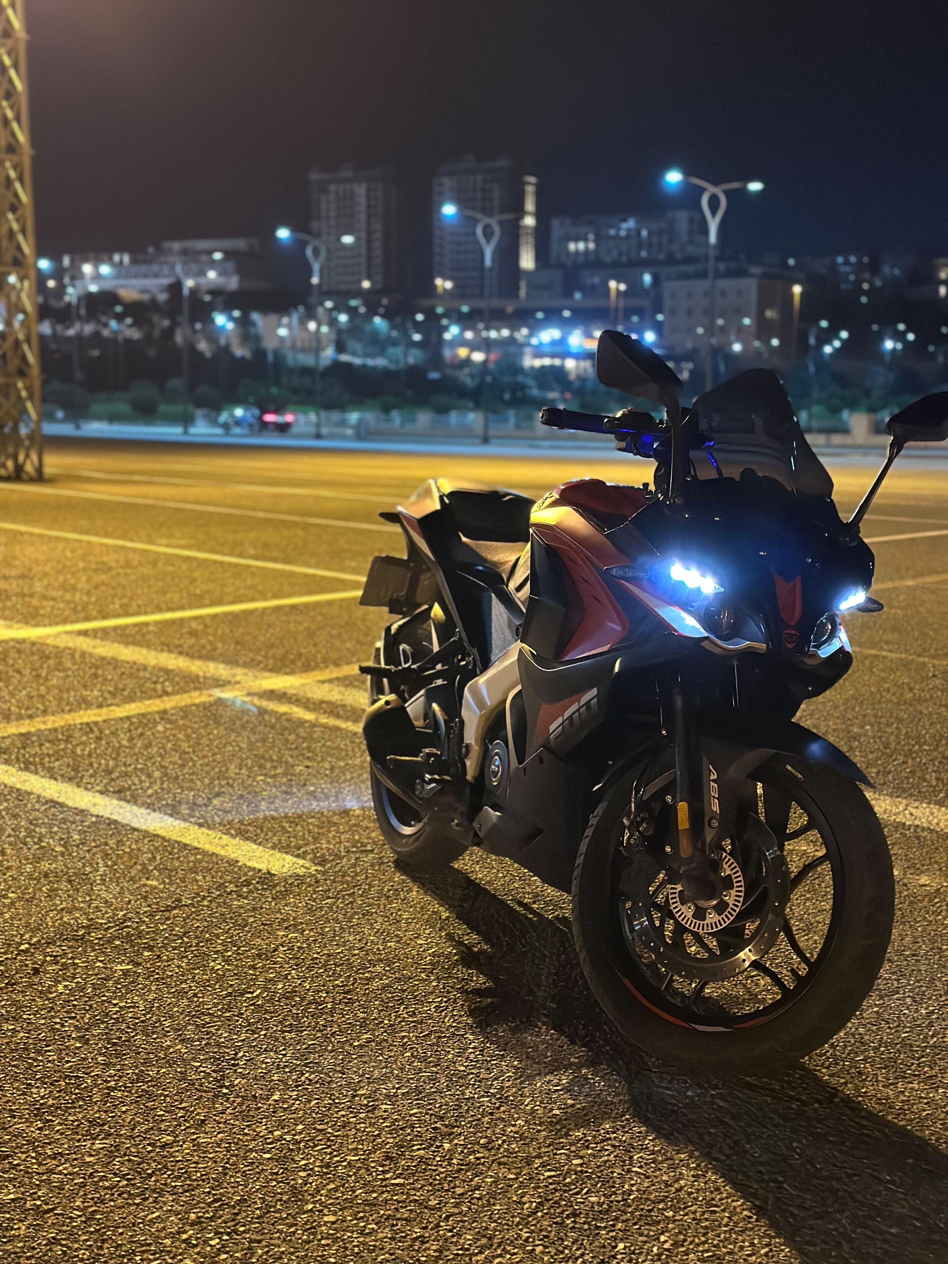 Bajaj Pulsar RS  200 — Bakı (3)