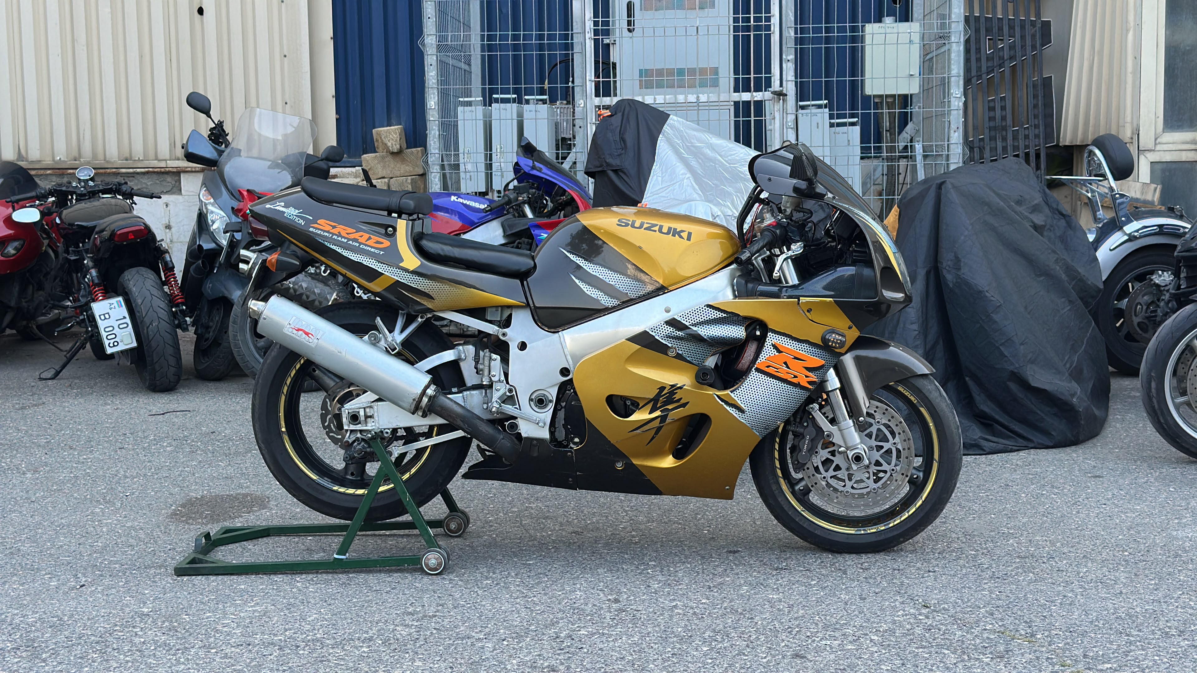 Suzuki GSX-R750 — Bakı (5)
