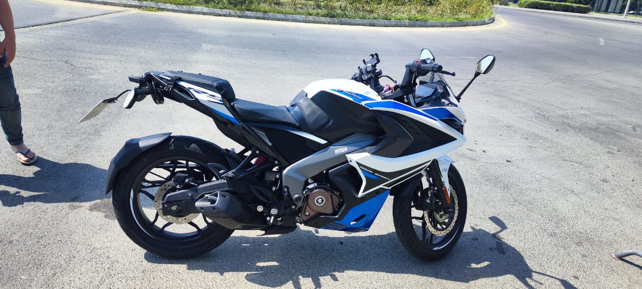 Bajaj Pulsar RS  200 satılır Bakı