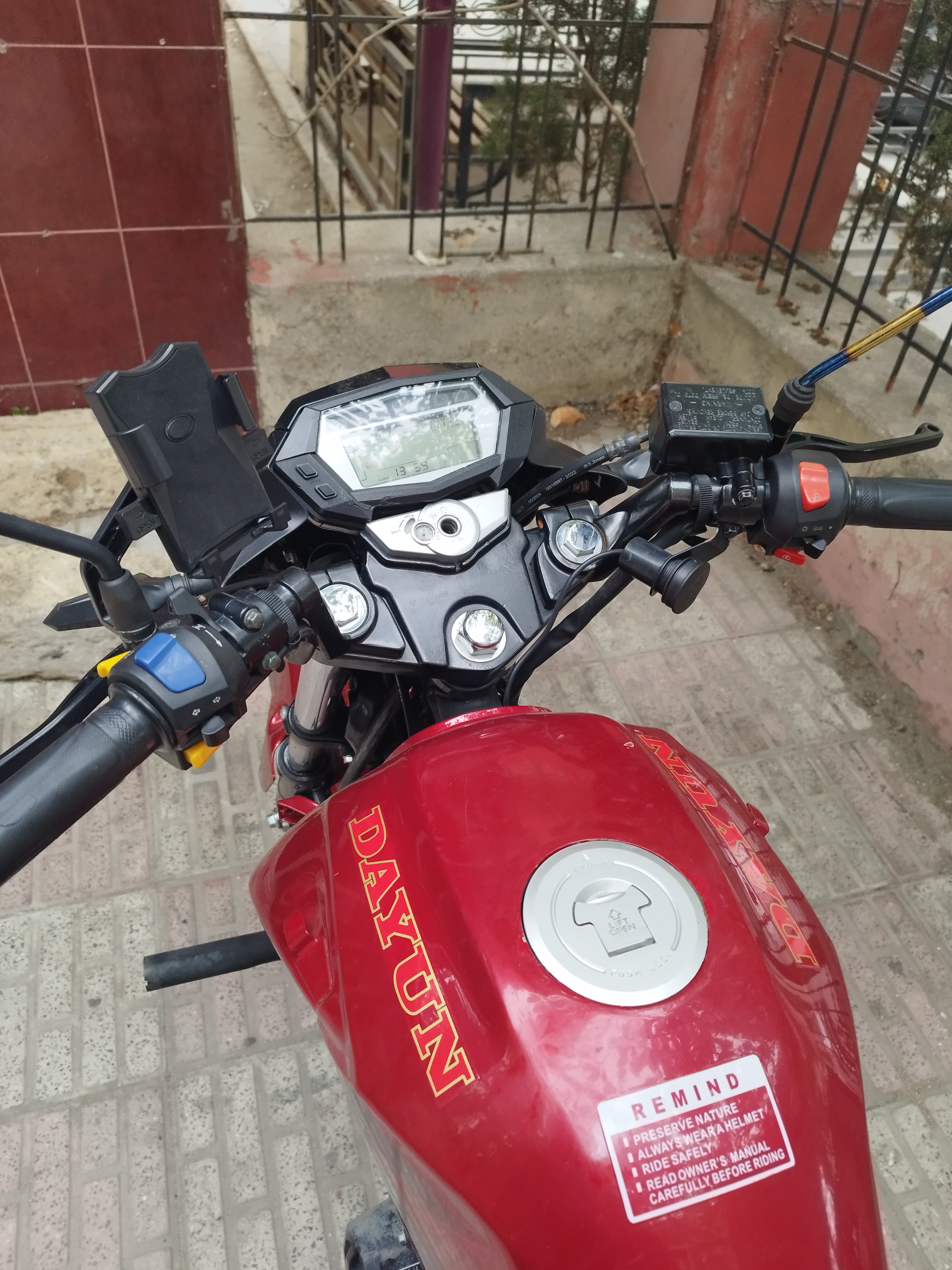 Dayun DY200-22A — Bakı (8)
