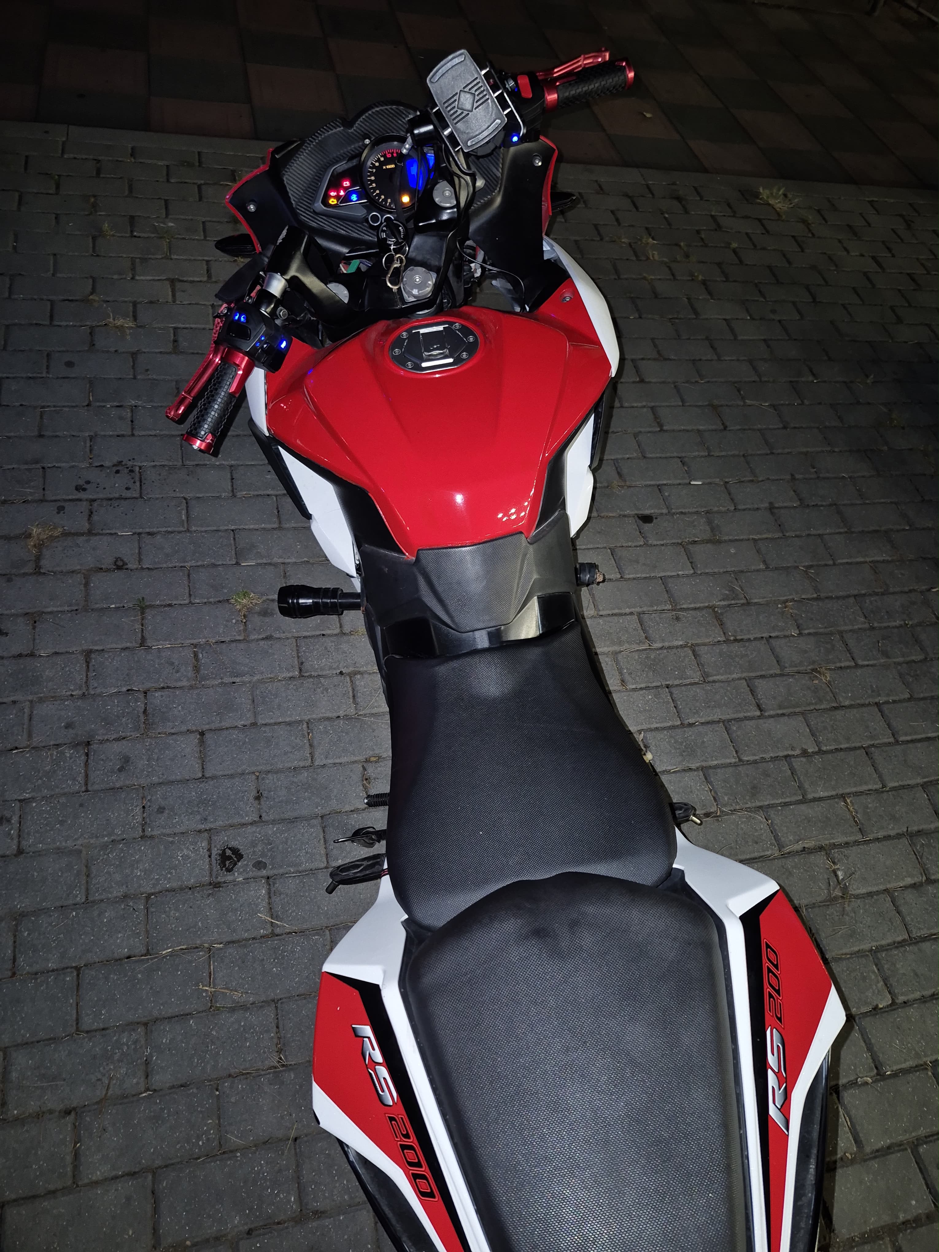 Bajaj Pulsar RS  200 — Bakı (5)