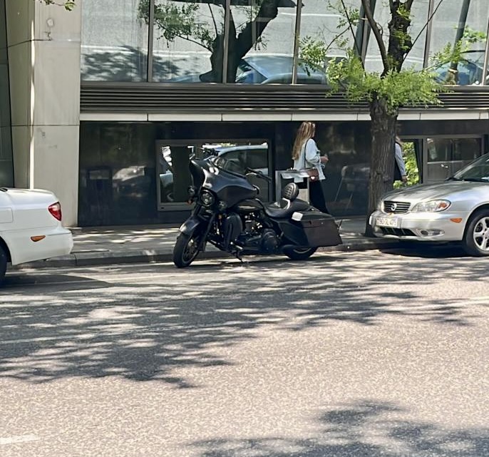 Harley Davidson Street Glide — Bakı (2)