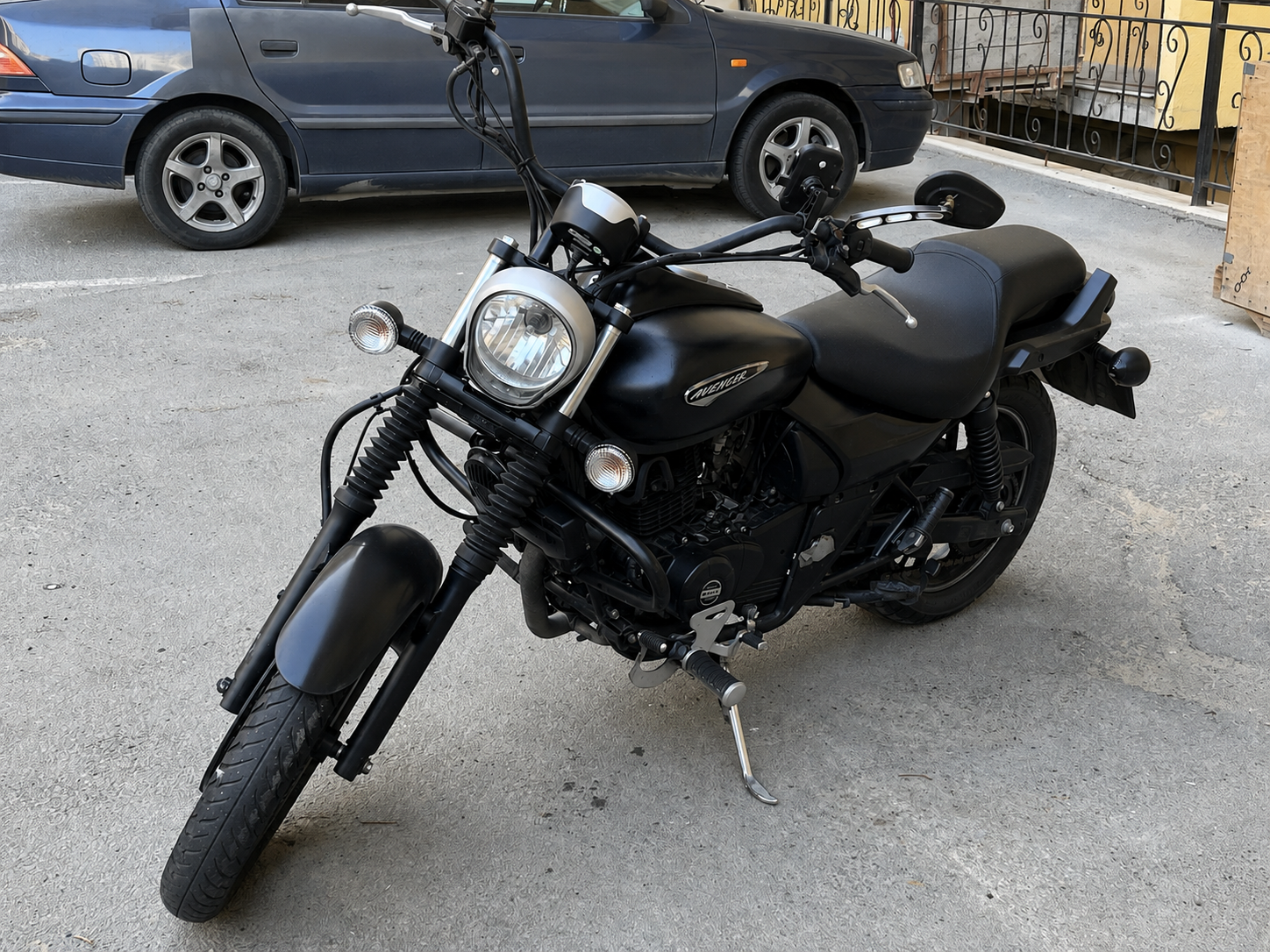 Bajaj Avenger Street 220 — Bakı (2)