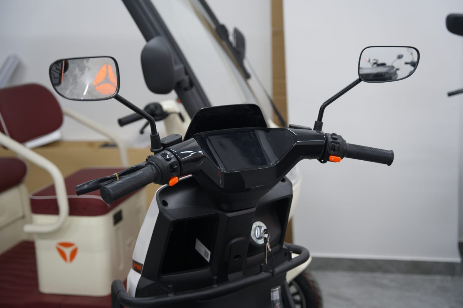 Yadea GT60 — Bakı (2)