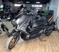 Yamaha X-MAX 250 1