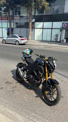 Yamaha MT-15 1