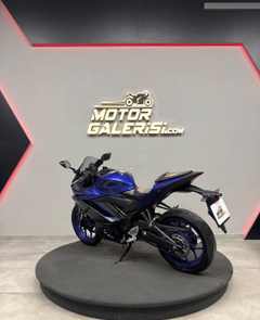 Yamaha YZF R25 9