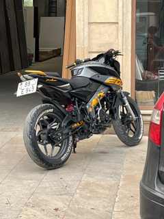 Bajaj Pulsar 125 3