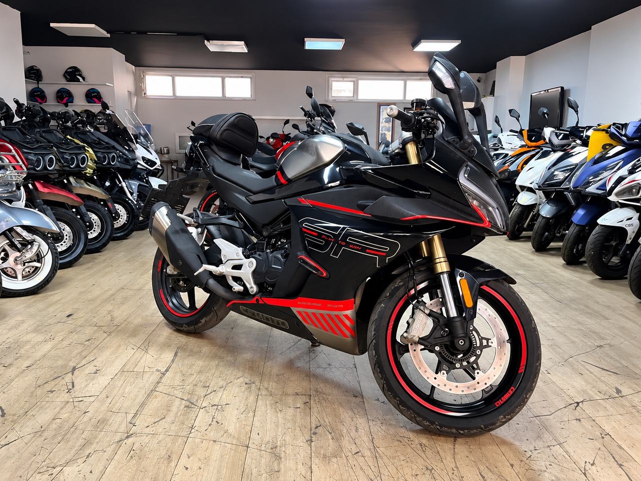 CFMOTO 450 SR 5