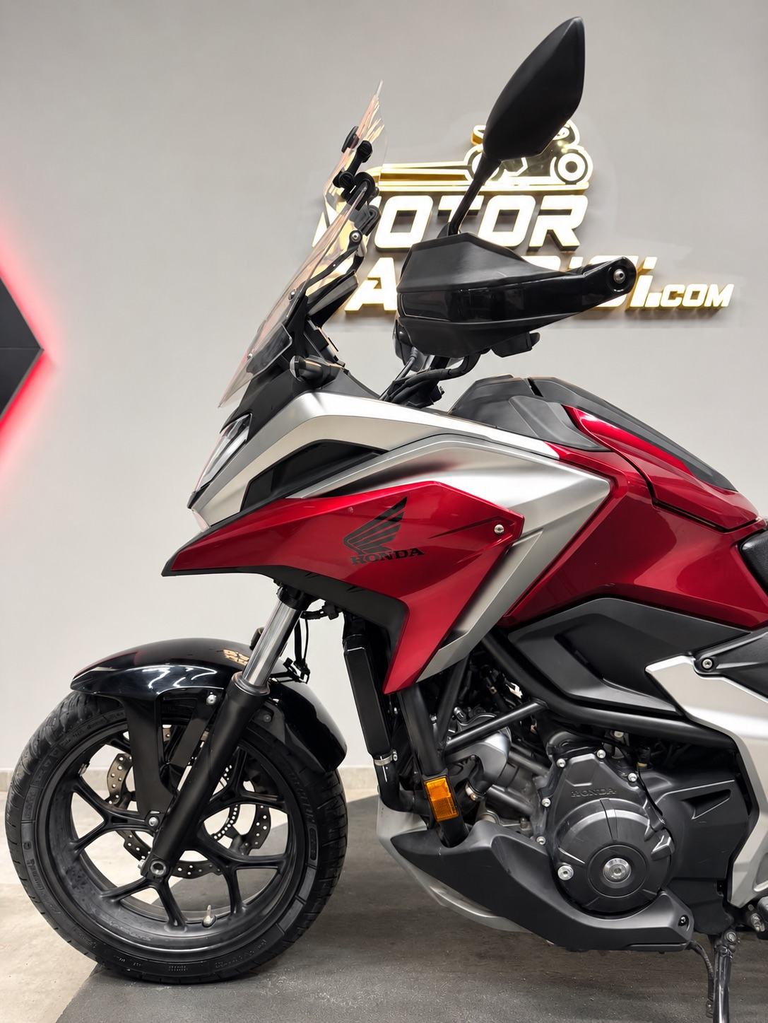 Honda NC 750X DCT 9