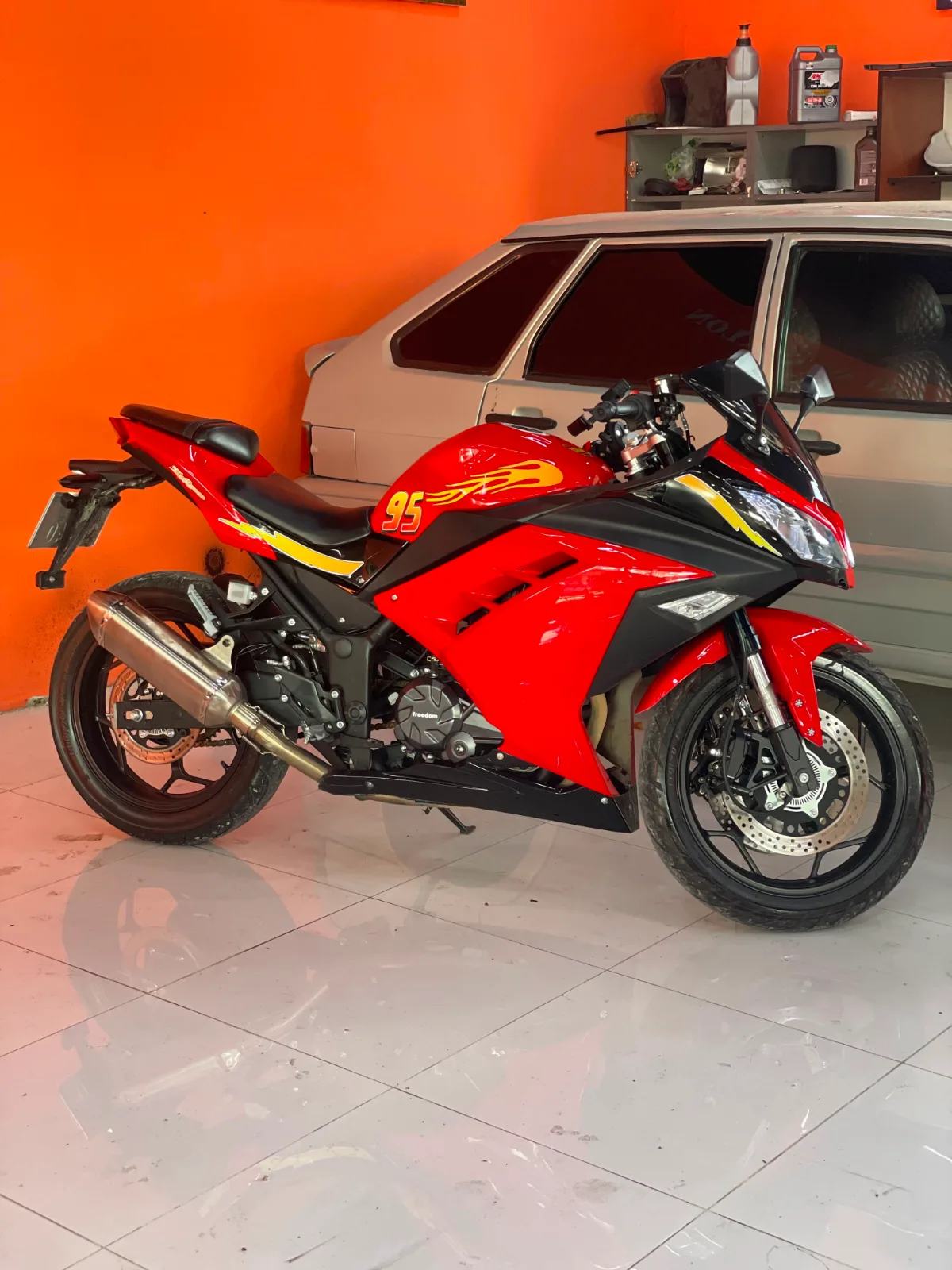 Freedom Ninja 200 S 1
