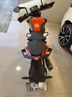 KTM 390 Duke 2