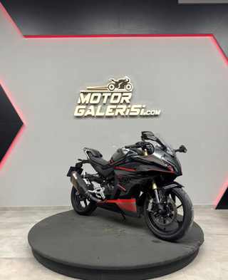 CFMOTO 450 SR