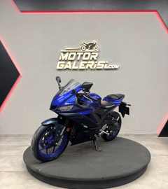 Yamaha YZF R25 3