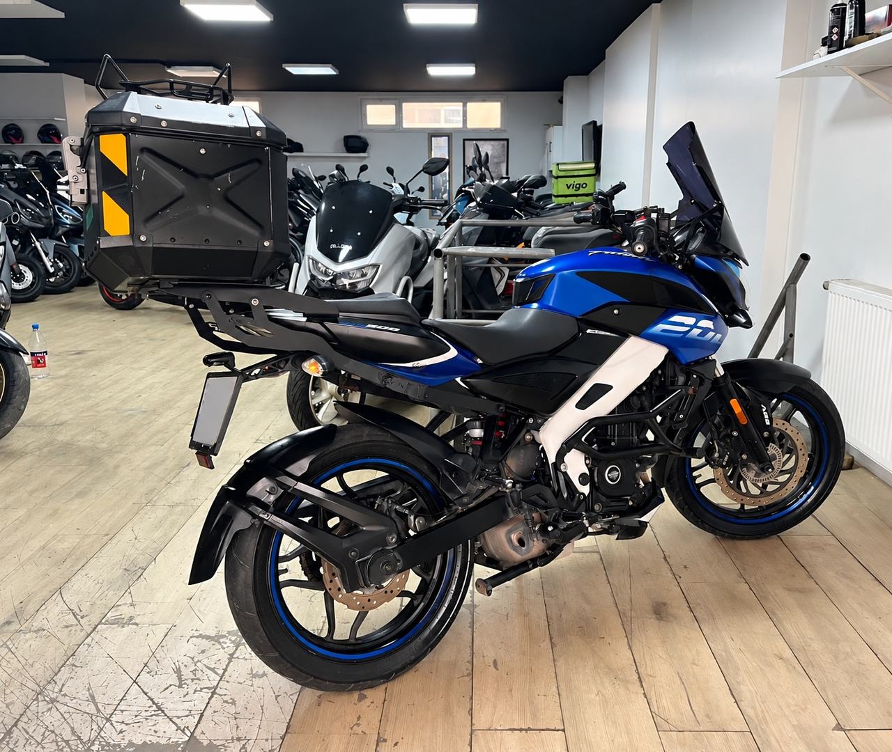 Bajaj Pulsar NS 200 3
