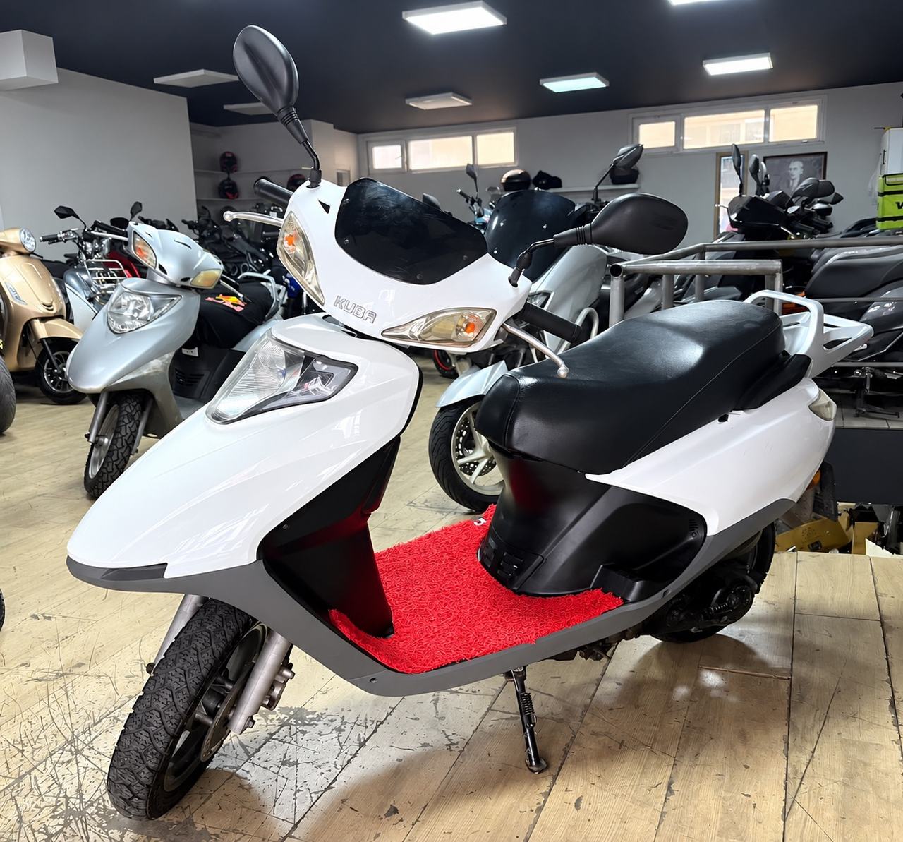 Kuba Valentino 50 1