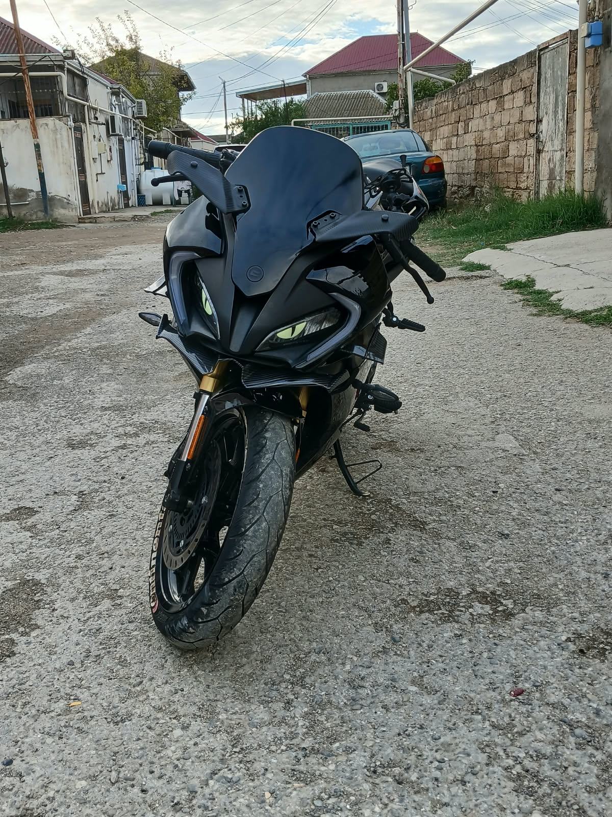 CFMOTO 250 SR 6