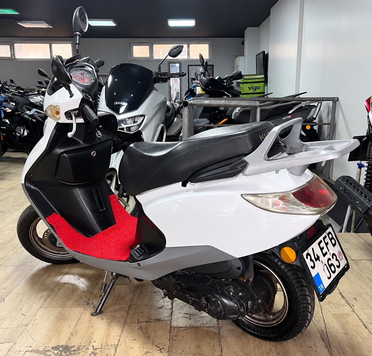Kuba Valentino 50 4