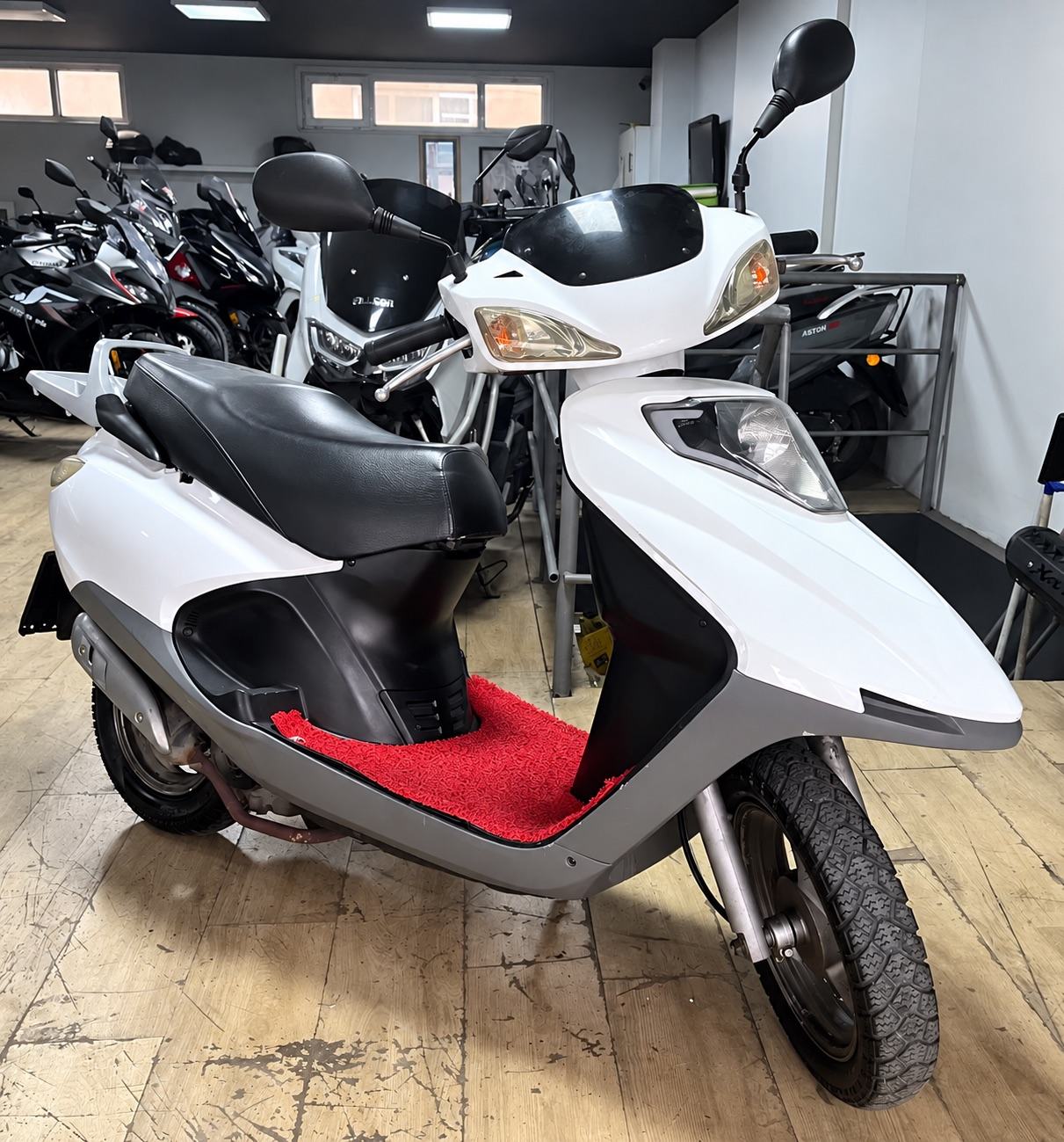 Kuba Valentino 50 2