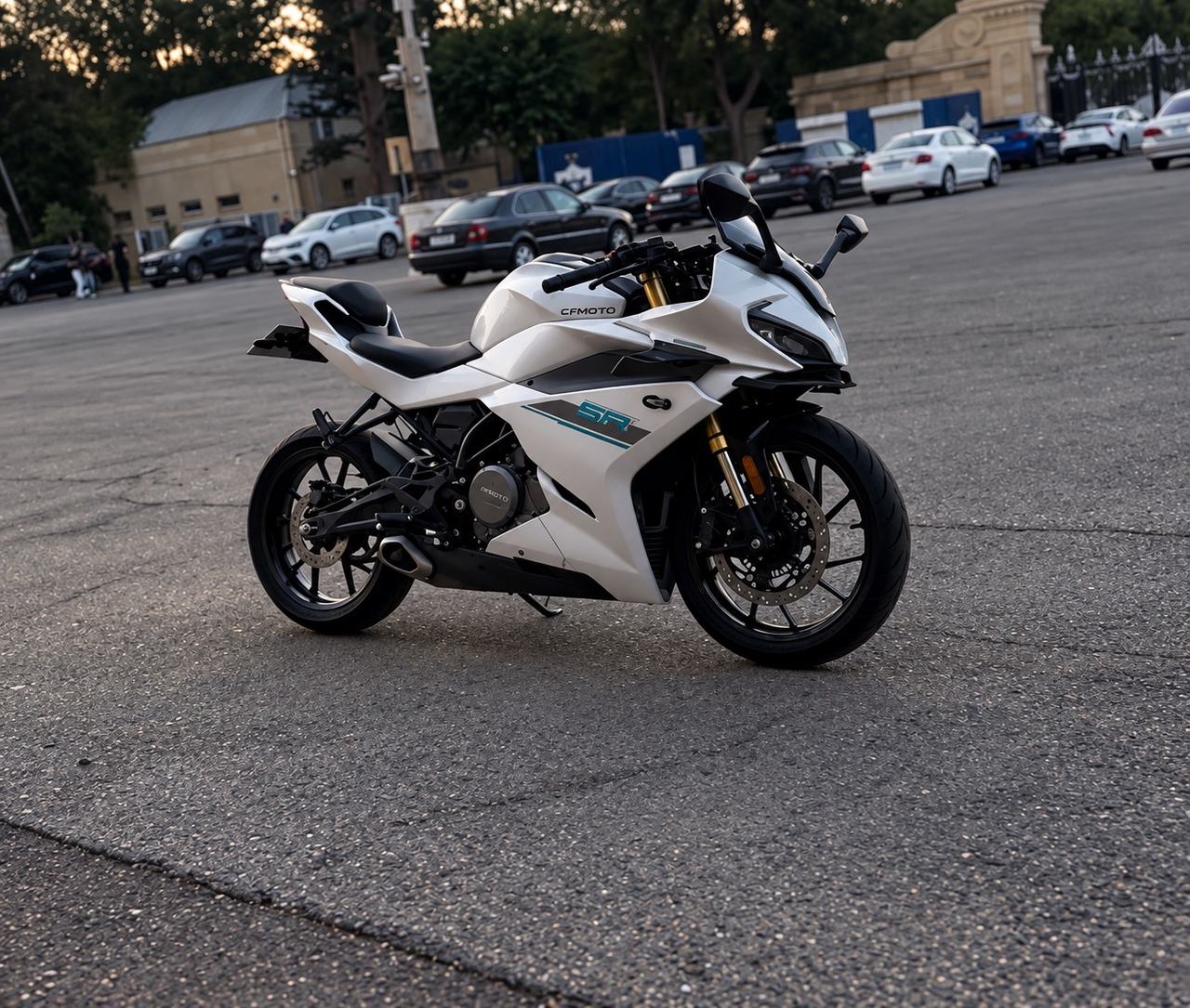 CFMOTO 250 SR 5