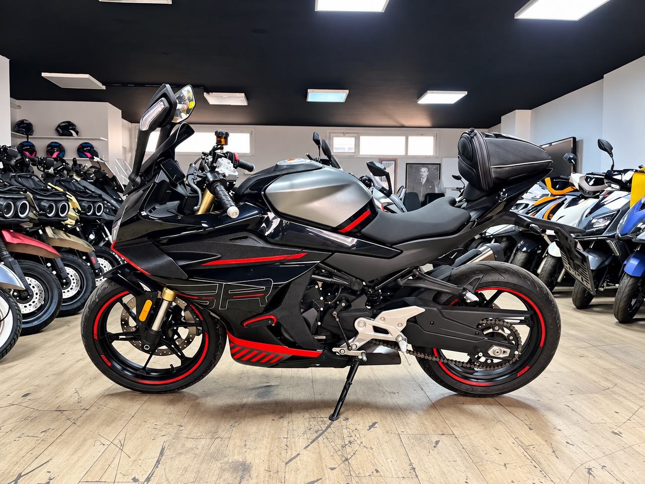 CFMOTO 450 SR 1
