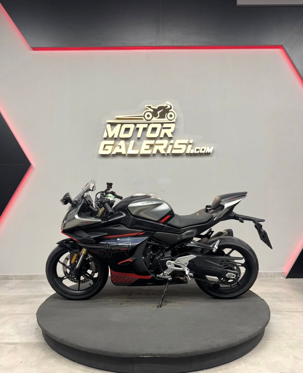 CFMOTO 450 SR 5