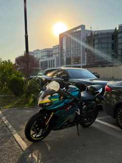 CFMOTO 300 SR 1