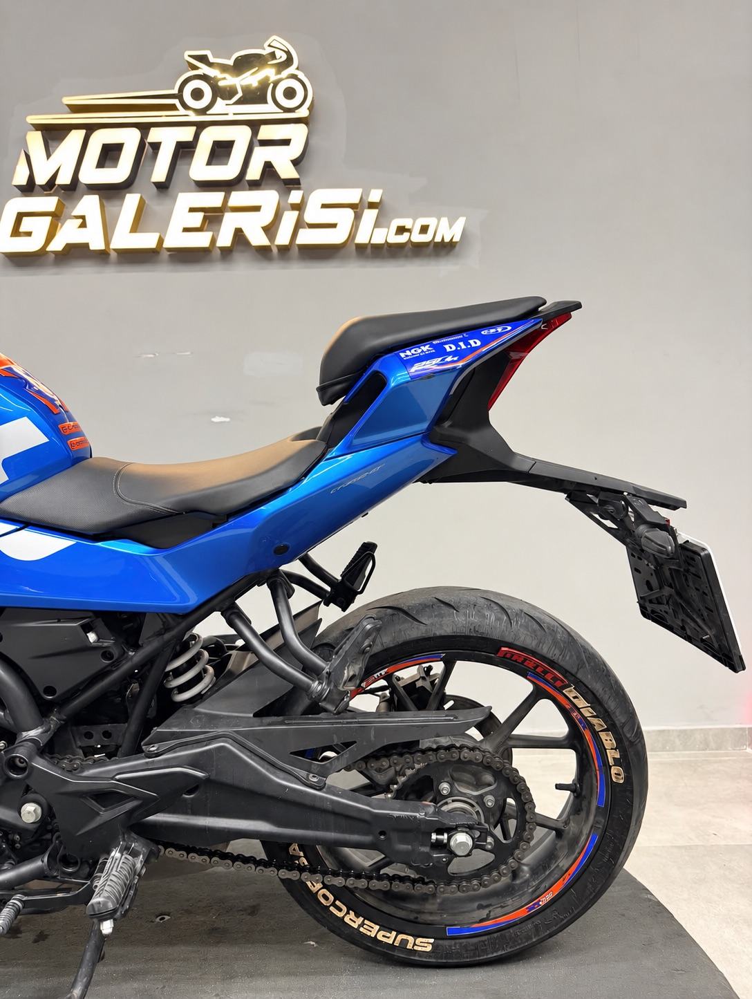 CFMOTO 250 SR 4