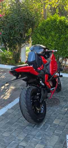 Ducati 1199 Panigale 6