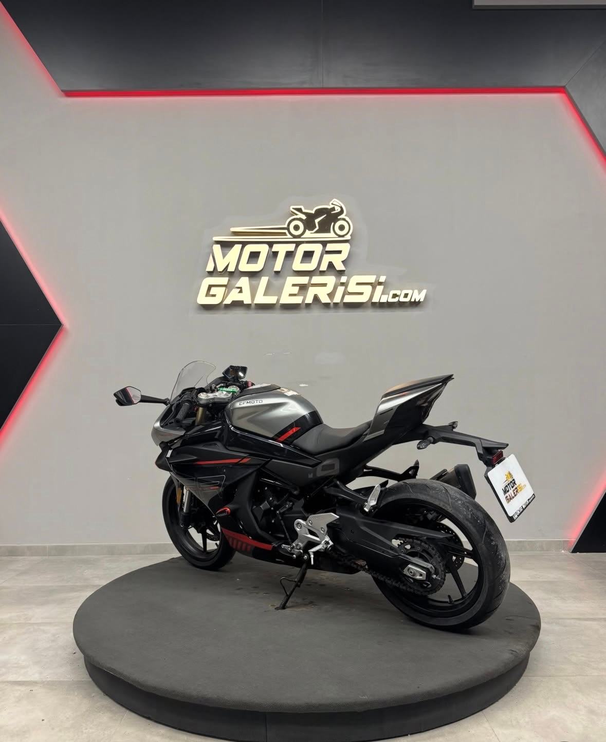 CFMOTO 450 SR 4